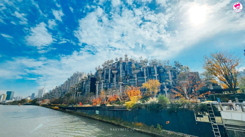 อาคารพันต้นไม้ 1000 Trees