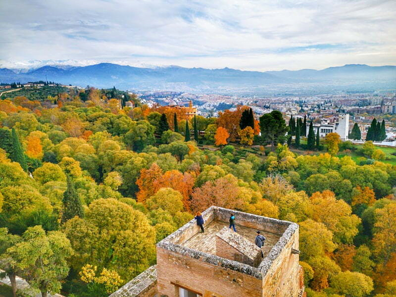 ตามรอยซีรี่ย์ที่พระราชวังและป้อมปราการสุดอลังแห่งสเปน The Alhambra