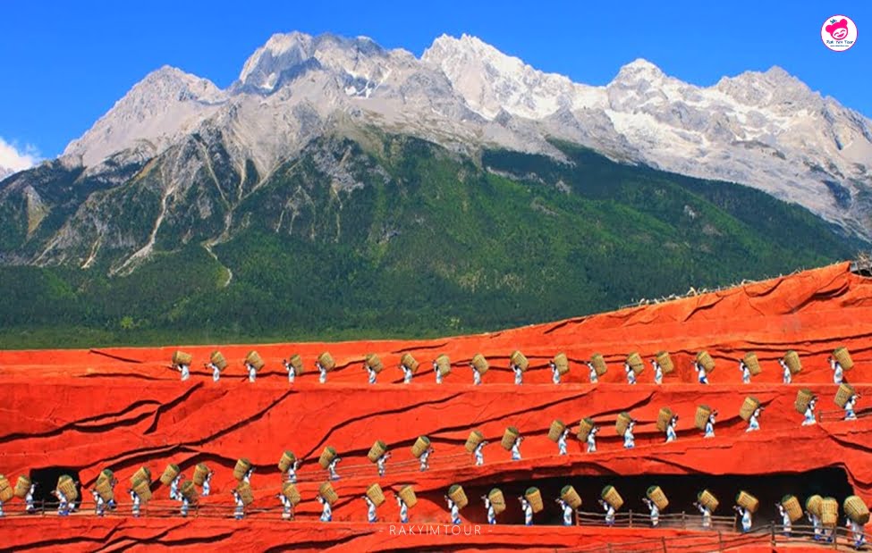 Impression Lijiang โชว์สุดอลังการท่ามกลางภูเขาหิมะมังกรหยก ลี่เจียง
