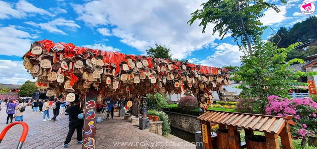 ย้อนเวลา ตามหาเมืองโบราณลี่เจียง Old Town of Lijiang