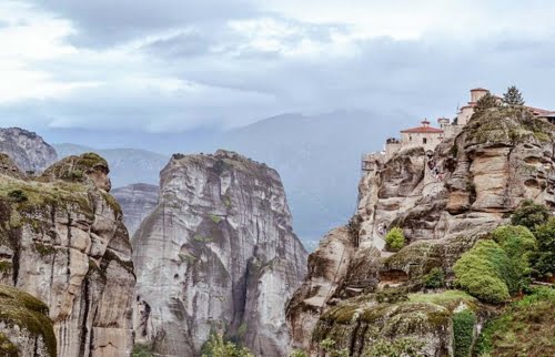 Meteora Monastery มรดกโลกลอยฟ้าแห่งประเทศกรีซ