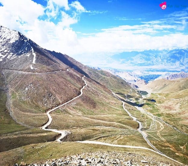 สวยทุกมุม ! 5 พิกัดถ่ายรูปสุดเท่ที่ เลห์ ลาดักห์