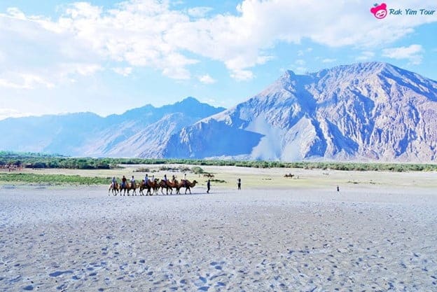 สวยทุกมุม ! 5 พิกัดถ่ายรูปสุดเท่ที่ เลห์ ลาดักห์