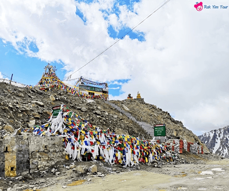 สวยทุกมุม ! 5 พิกัดถ่ายรูปสุดเท่ที่ เลห์ ลาดักห์