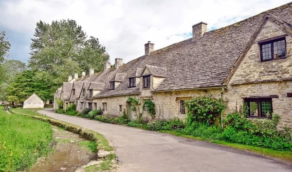 ไบเบอร์รี่ (Bibury) หมู่บ้านที่สวยที่สุดในอังกฤษ